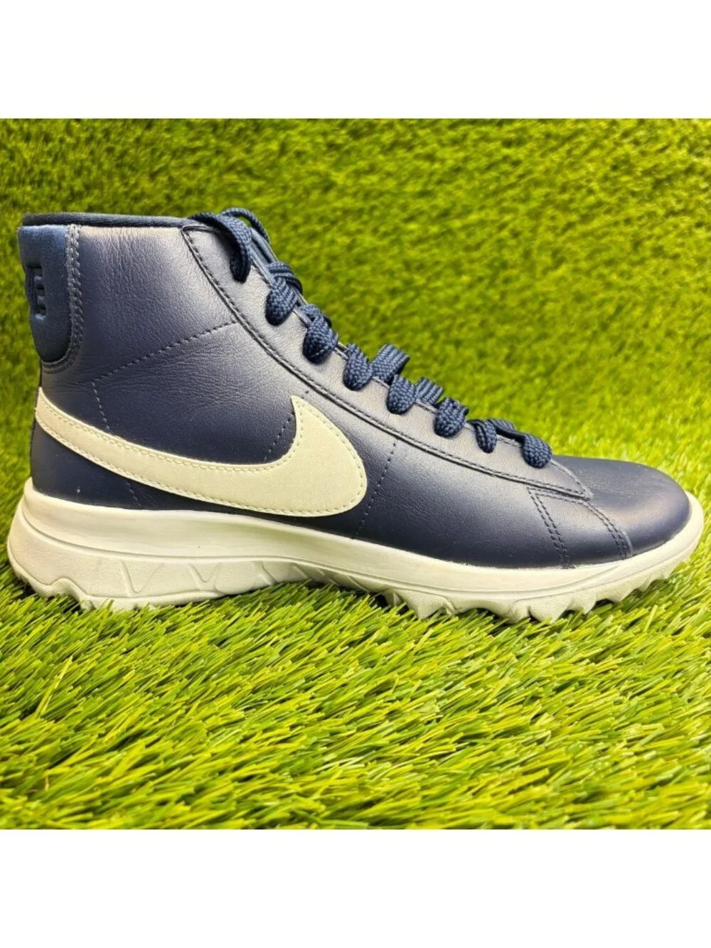 Nike Blazer Womens Size 6.5 Blue White Leather Athletic Golf Spikeless Shoes